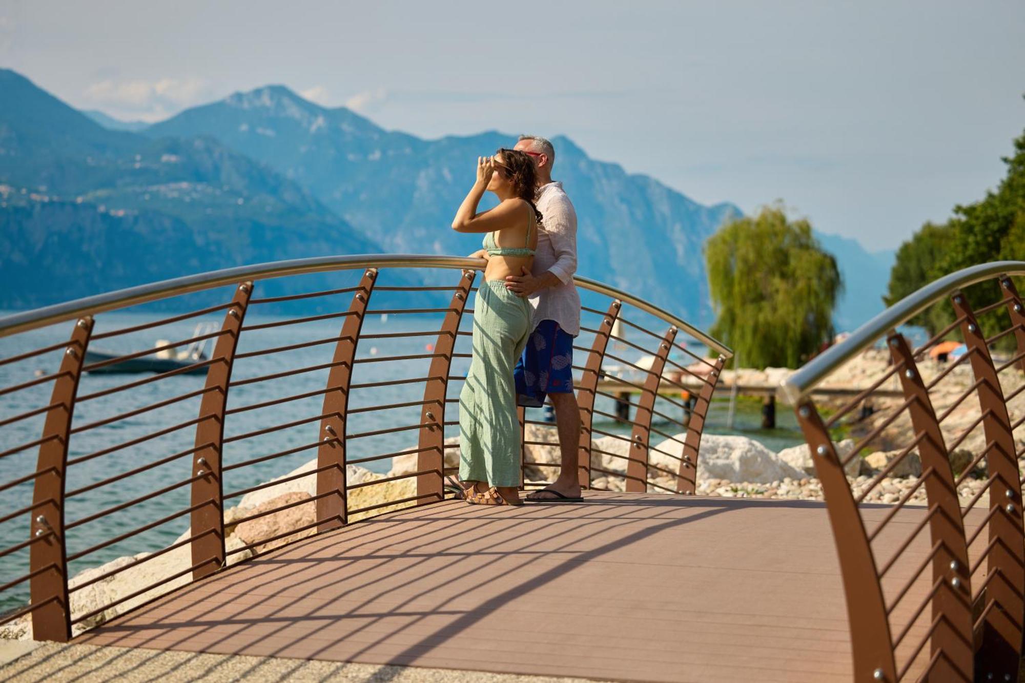Lake Front Hotel Brenzone Dış mekan fotoğraf