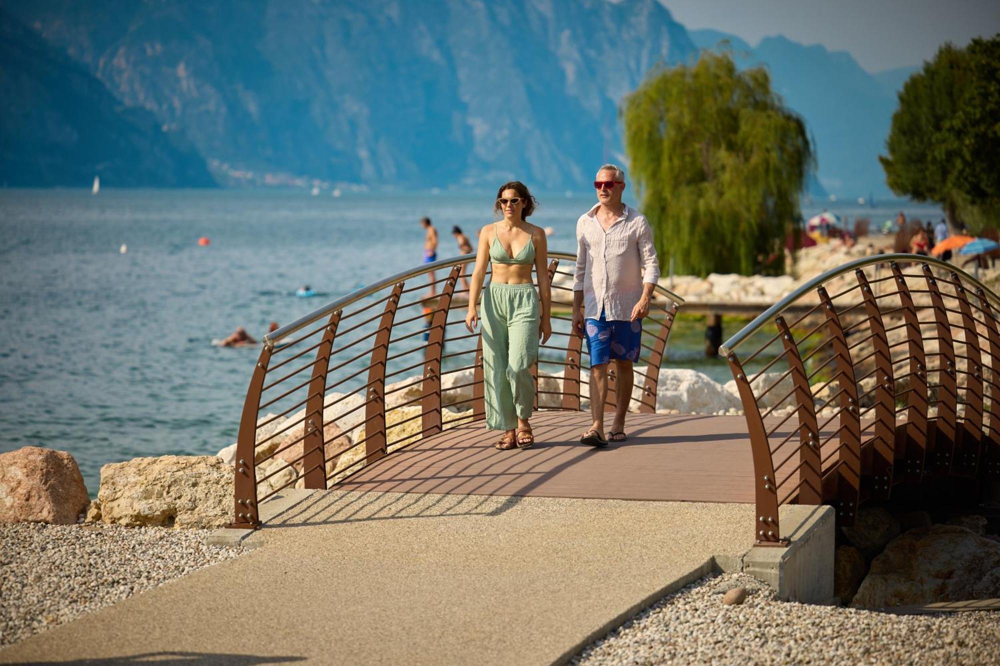 Lake Front Hotel Brenzone Dış mekan fotoğraf