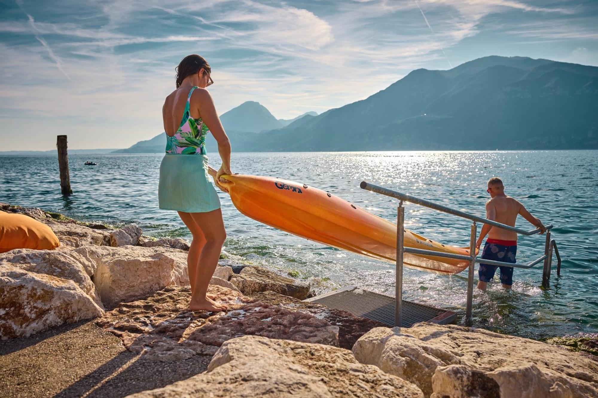 Lake Front Hotel Brenzone Dış mekan fotoğraf